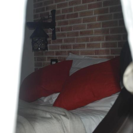 Domus Florio - Humanitas Rozzano Bed and Breakfast Pieve Emanuele Εξωτερικό φωτογραφία