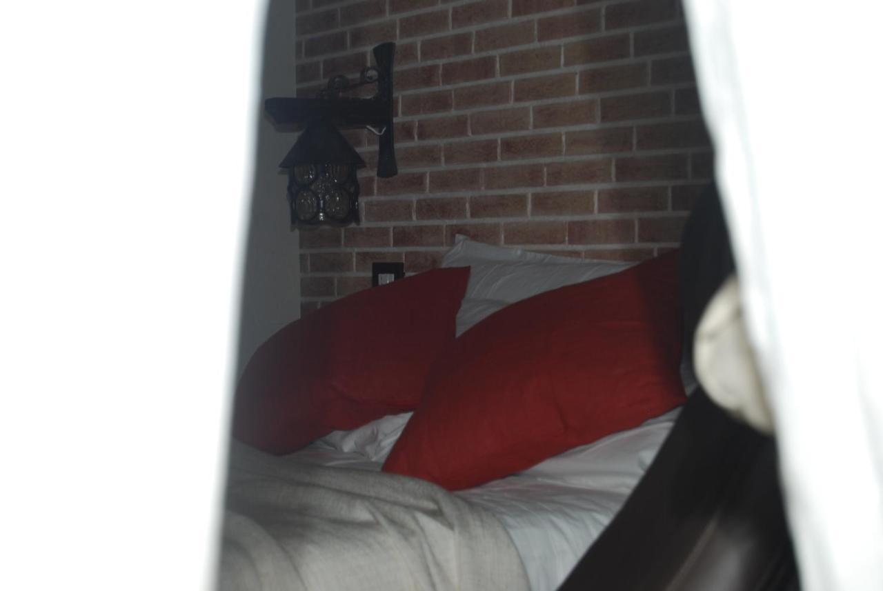 Domus Florio - Humanitas Rozzano Bed and Breakfast Pieve Emanuele Εξωτερικό φωτογραφία